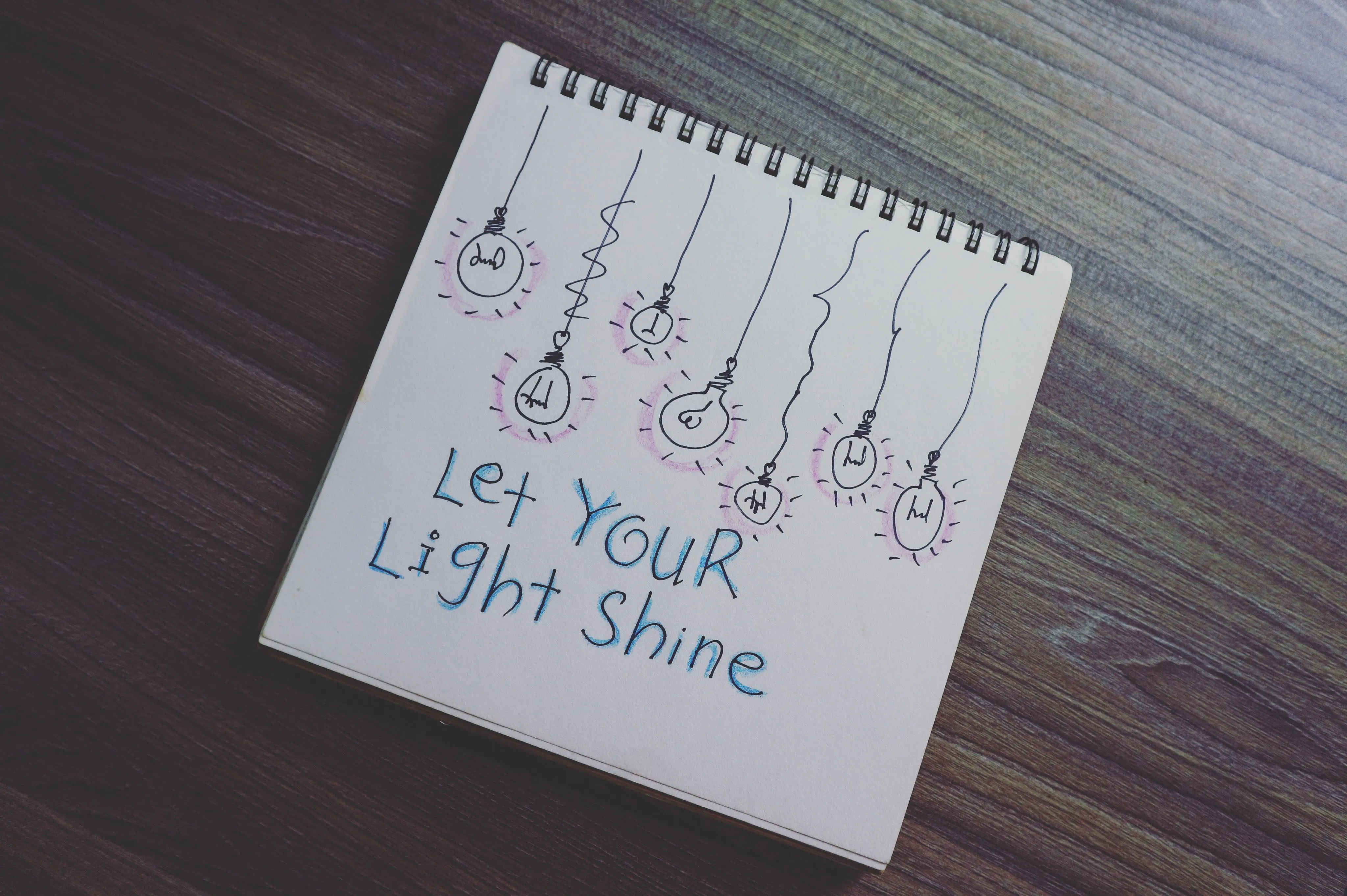 Block mit dem text: 'Let your light shine'